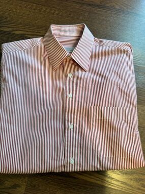 100% Italian Cotton Men's Red Striped Dress Shirt - Classic Button-Down